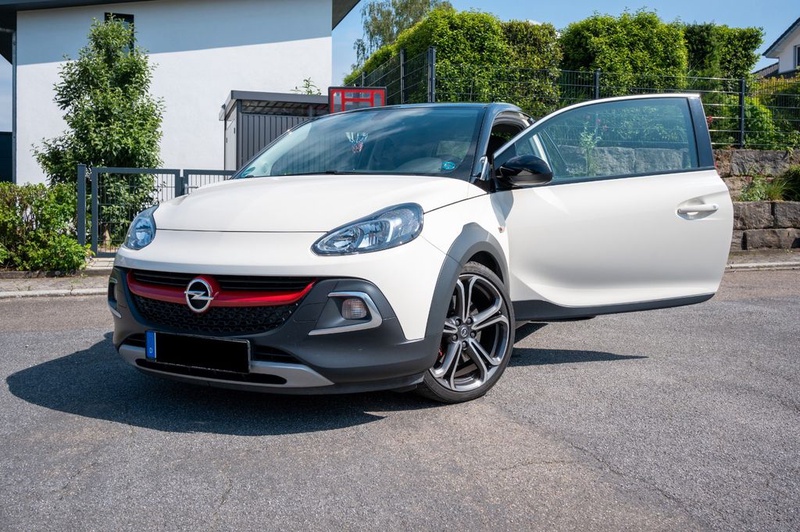 Opel Adam