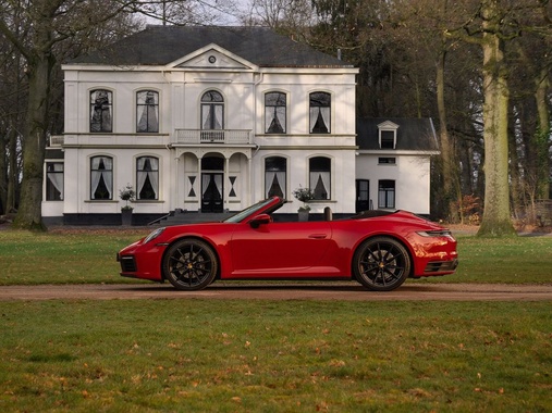 Porsche 992 2021