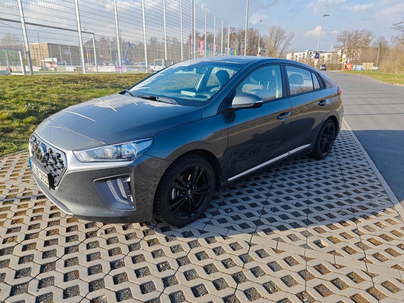 Hyundai Ioniq