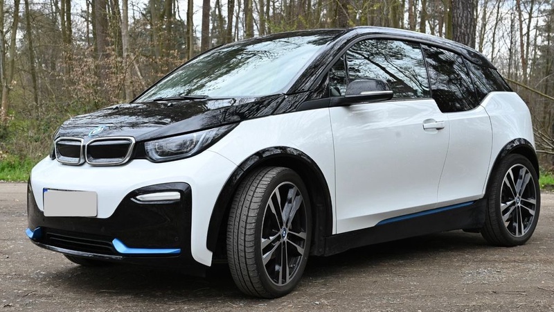 BMW i3