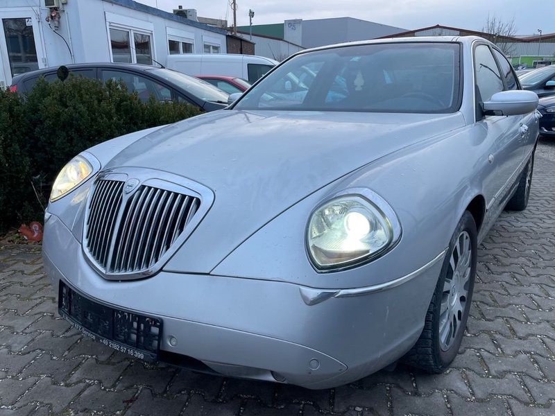 Lancia Thesis