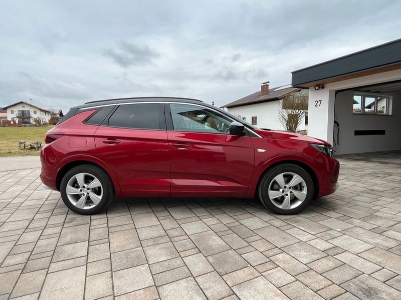 Opel Grandland