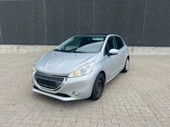 Peugeot 208 2013