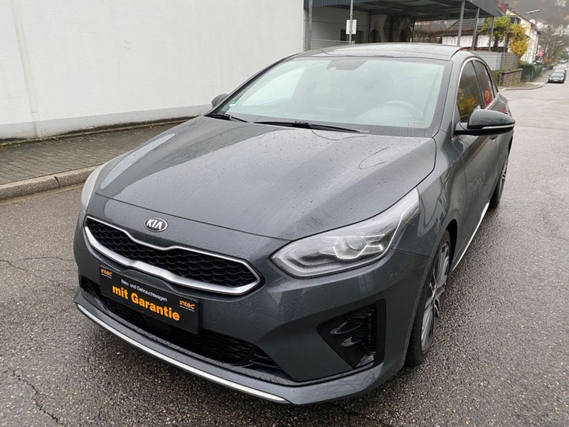 Kia pro cee'd / ProCeed