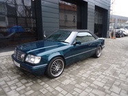 Mercedes-Benz E-Class 1995