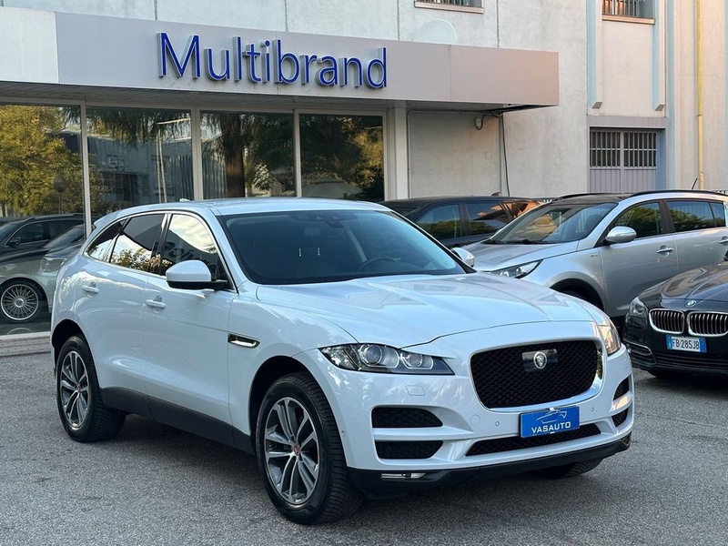 Jaguar F-Pace