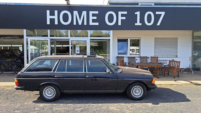 Mercedes-Benz 230 1985