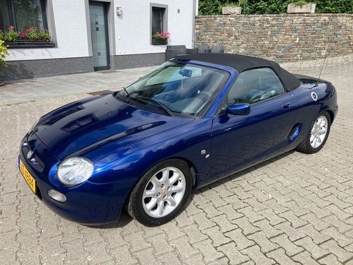 MG MGF 2002
