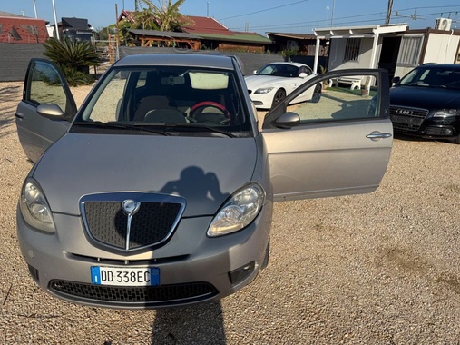 Lancia Ypsilon 2007
