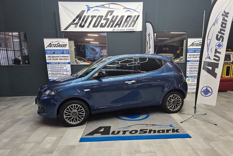 Lancia Ypsilon