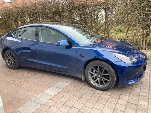 Tesla Model 3 2021