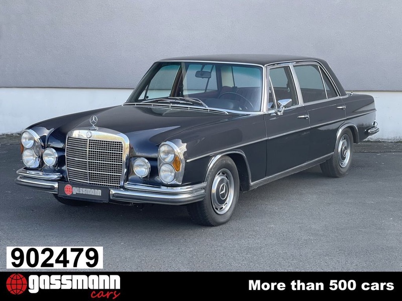 Mercedes-Benz 300