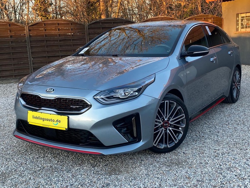 Kia pro cee'd / ProCeed