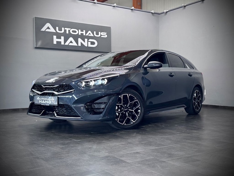 Kia pro cee'd / ProCeed