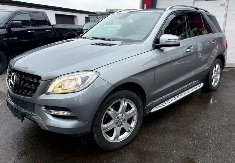 Mercedes-Benz ML-Class