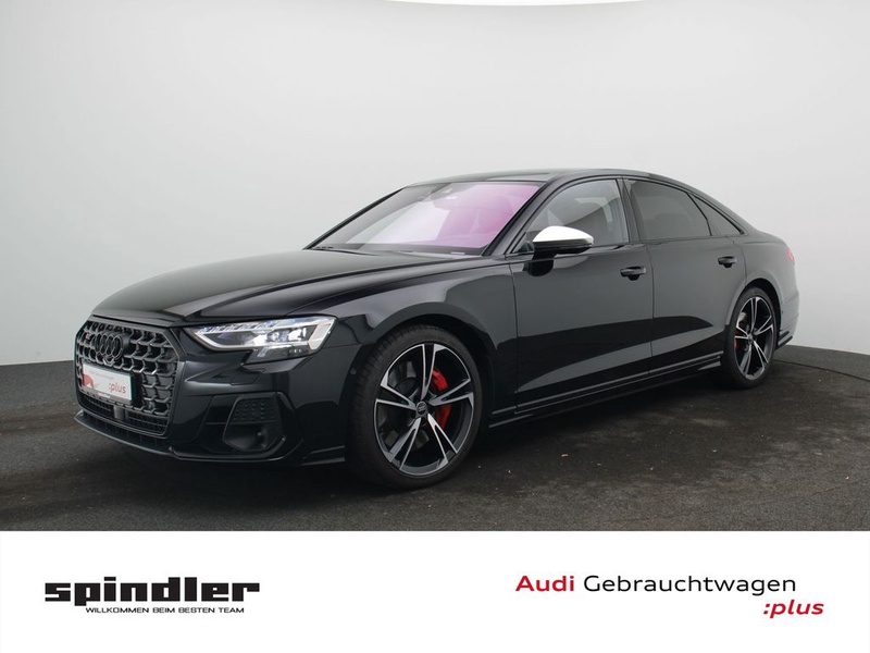 Audi S8