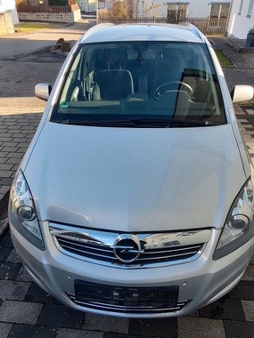 Opel Zafira 2011