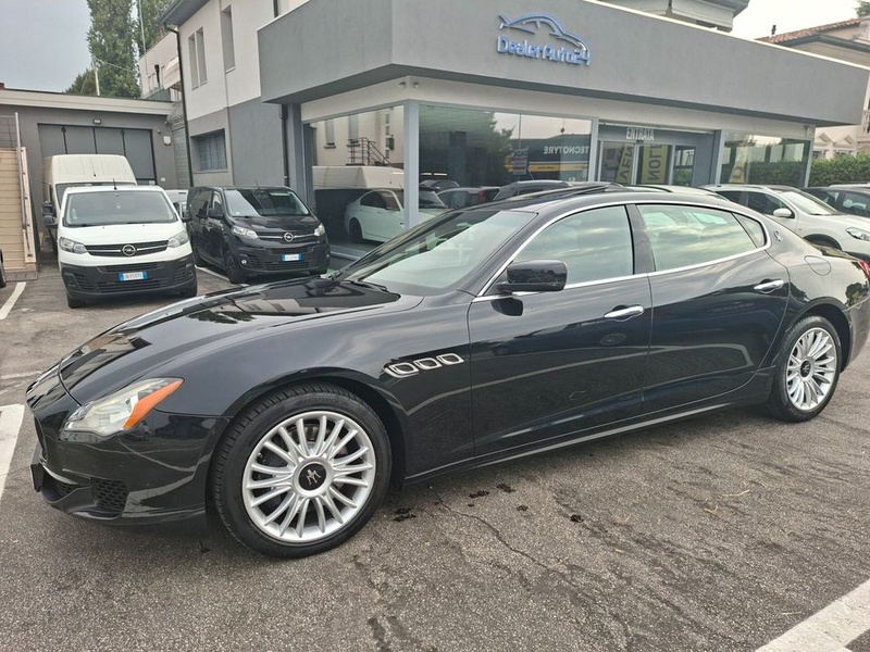 Maserati Quattroporte