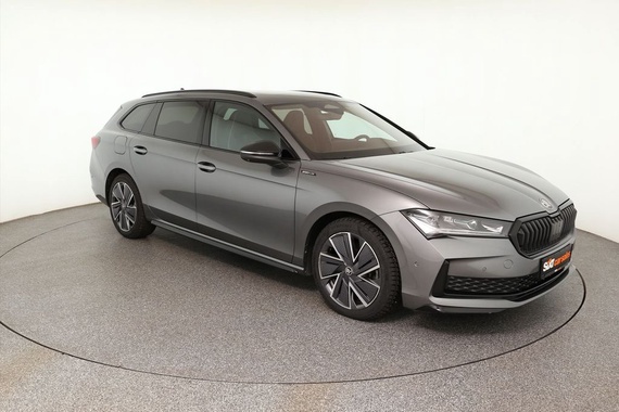 Skoda Superb 2025