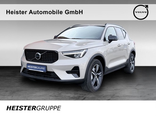 Volvo XC40 2025