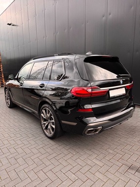 BMW X7 2021