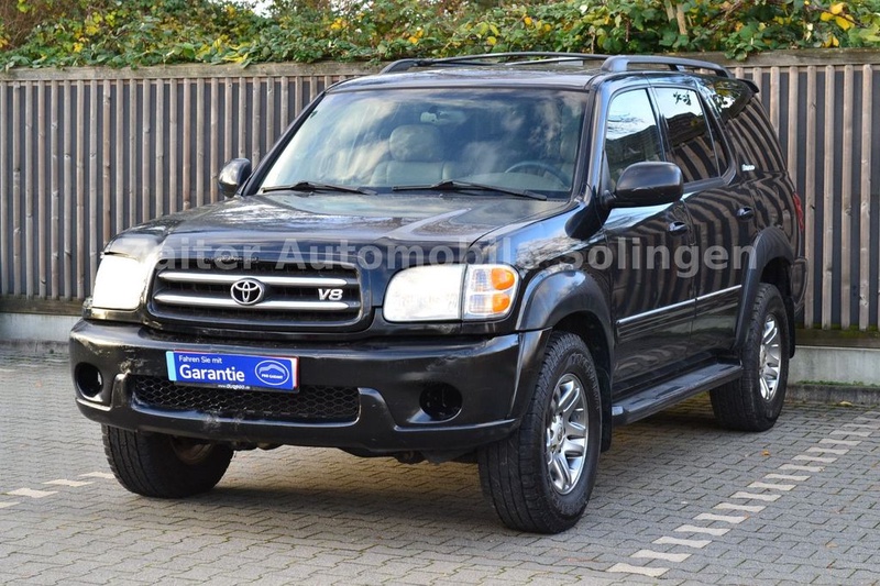 Toyota Sequoia