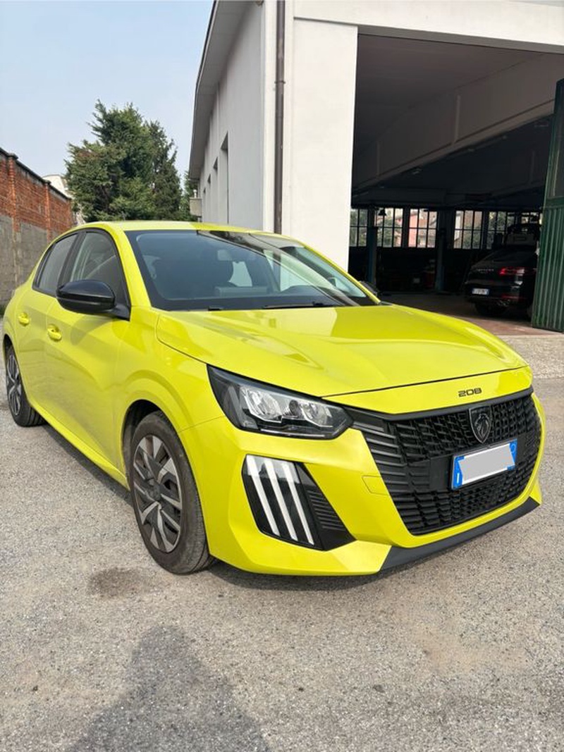 Peugeot 208