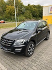 Mercedes-Benz ML-Class 2011
