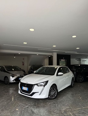 Peugeot 208 2021