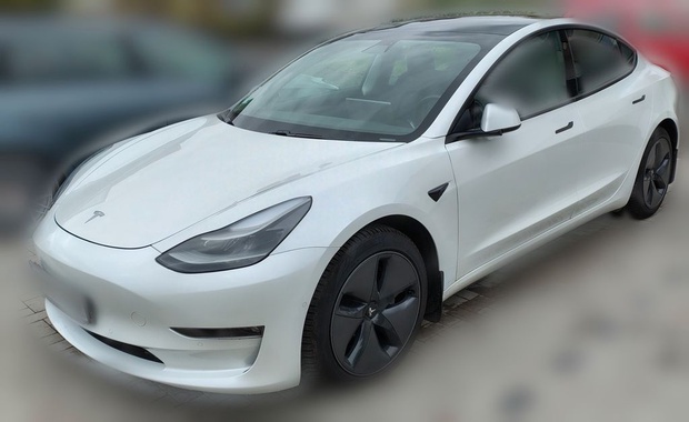 Tesla Model 3 2021