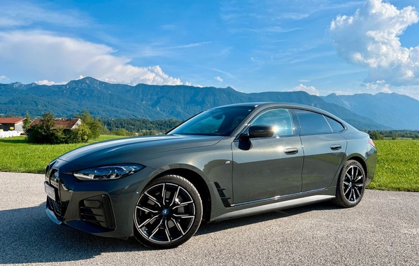 BMW i4 2023
