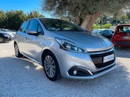 Peugeot 208 2016