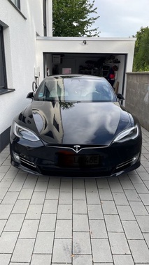 Tesla Model S 2017