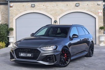 Audi RS4 2023