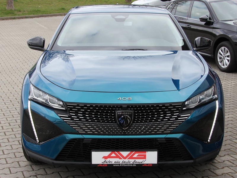 Peugeot 408