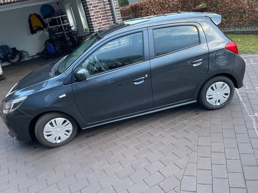 Mitsubishi Space Star 2024