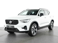 Volvo XC40 2025