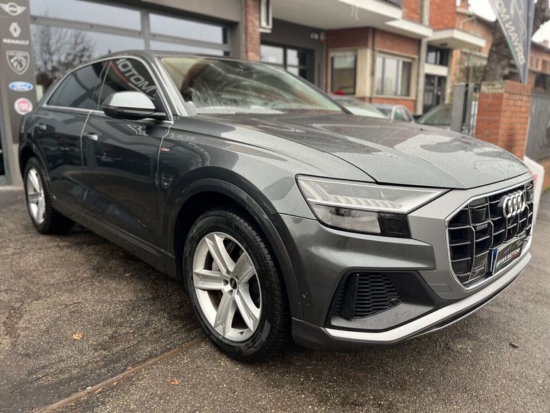 Audi Q8