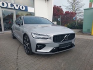 Volvo S60 2023