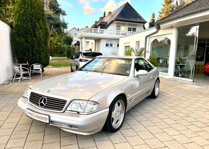 Mercedes-Benz SL-Class