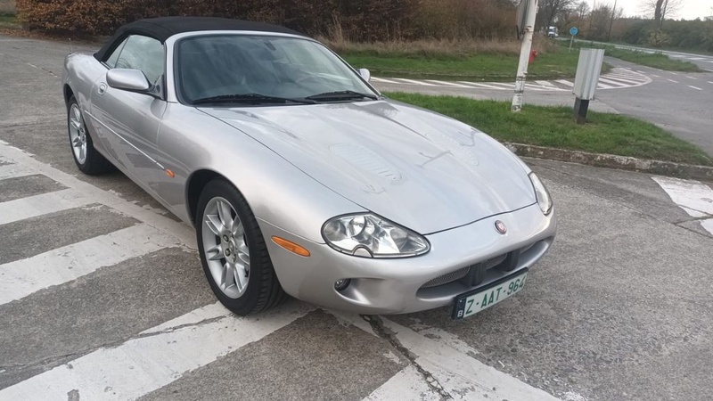 Jaguar XKR