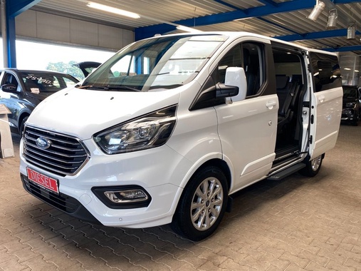 Ford Tourneo Custom 2023
