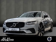 Volvo V90 2025