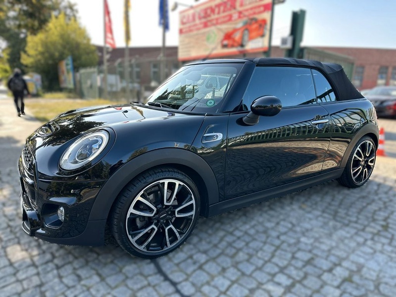 MINI Cabrio