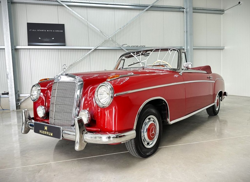 Mercedes-Benz 220