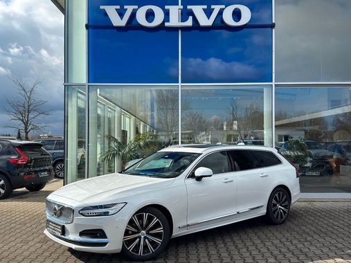 Volvo V90 2024