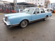 Lincoln Town Car 1982