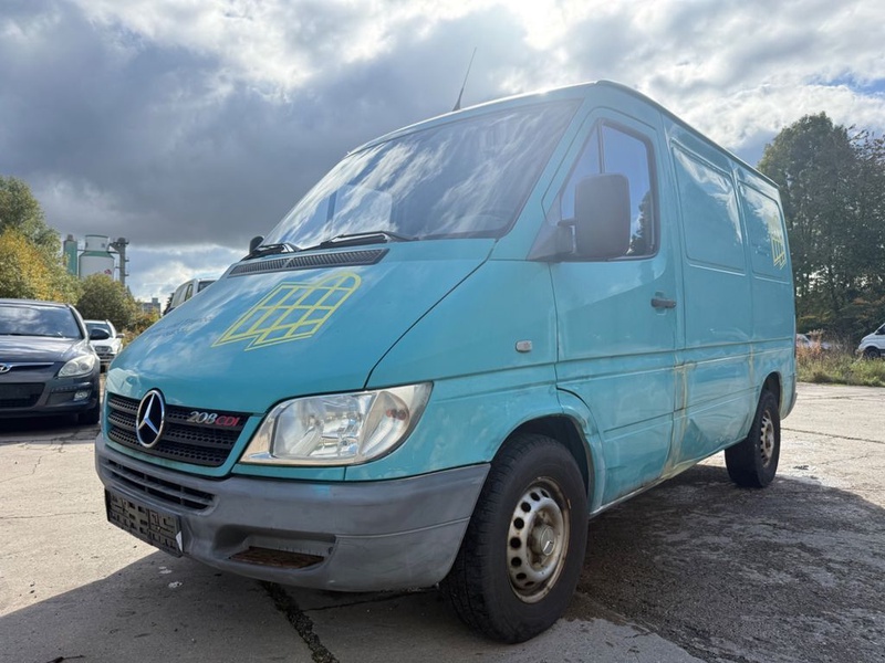 Mercedes-Benz Sprinter