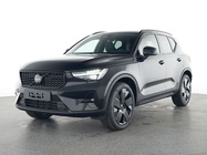 Volvo XC40 2025