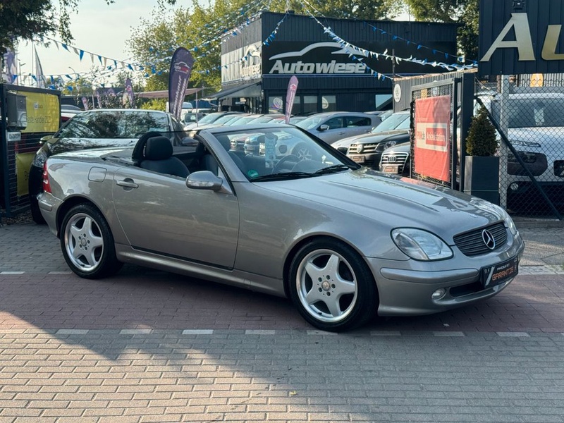 Mercedes-Benz SLK-Class